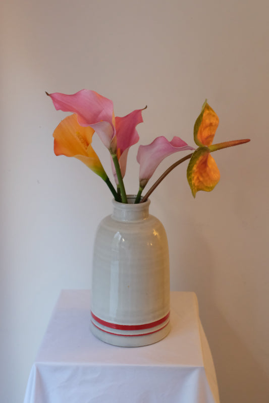 Callas + Orchid one-of-one silk arrangement detail view.